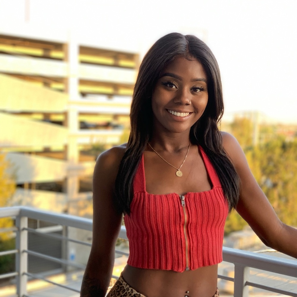 Meet your Posher, Jada